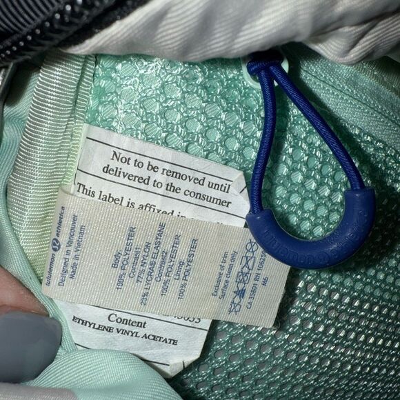 Lululemon Run All Day Backpack
Pitter Patter Black has minor flaws main image 13
